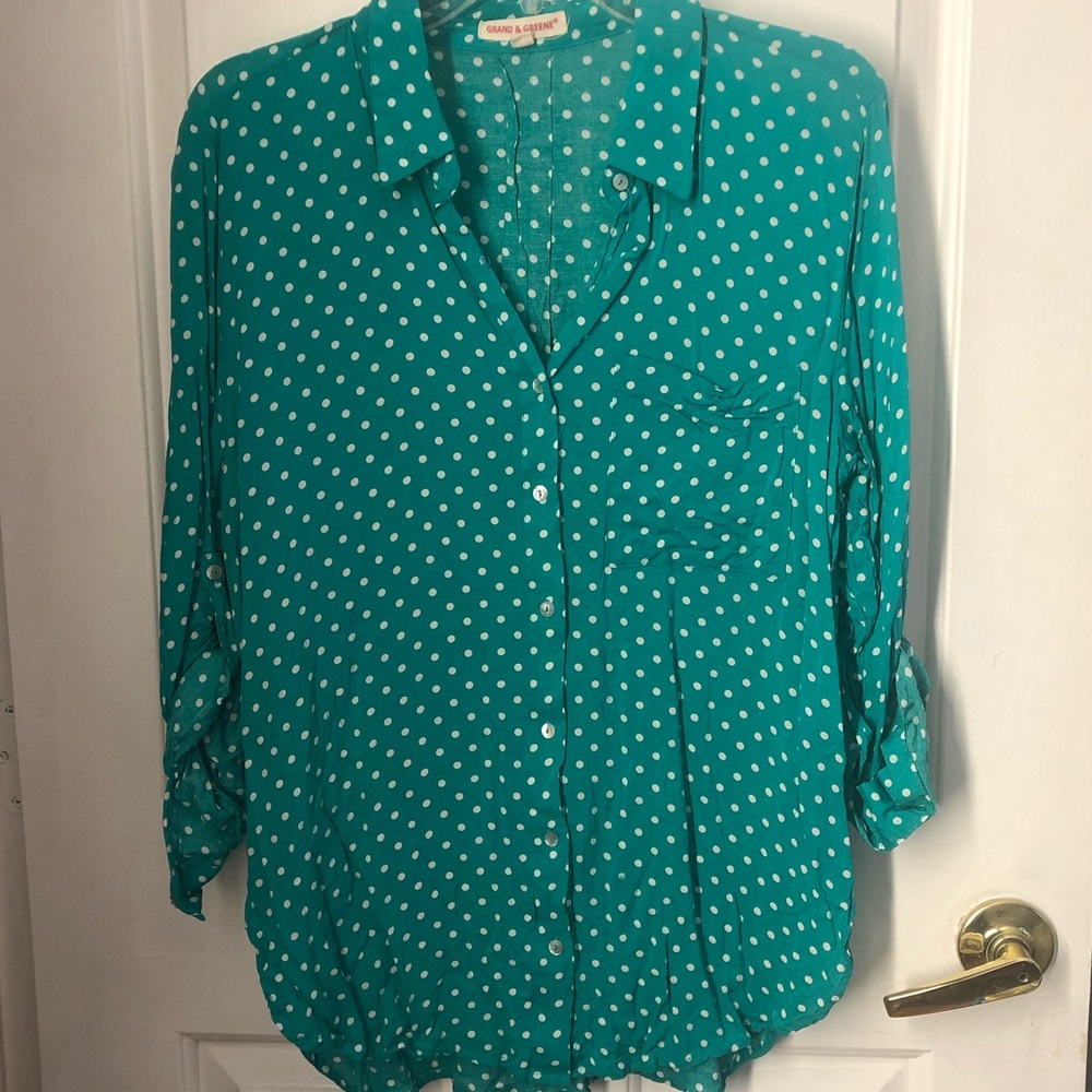 FINAL SALE - Lightweight Button Down Shirt